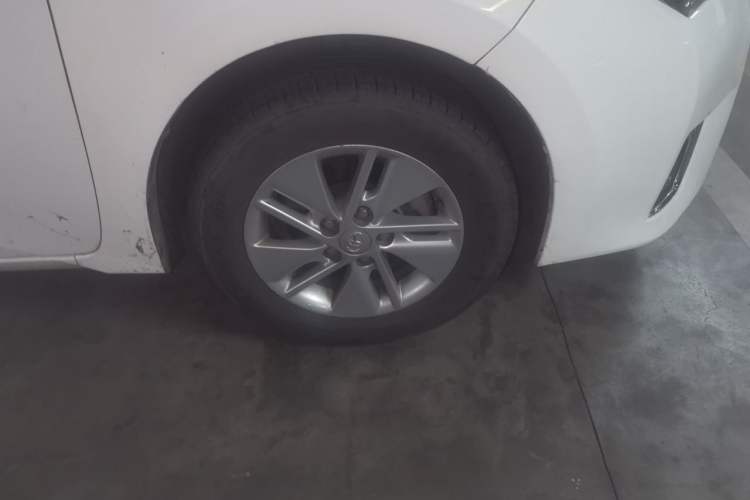 Used Toyota Corolla 2017 Revised Version 1.6L S-CVT GL Exterior 1