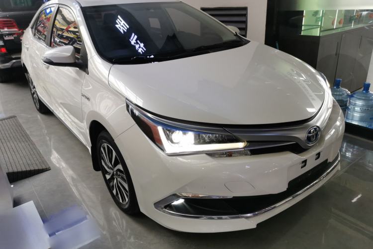 Used Toyota Corolla 2017 Revised Dual-Engine 1.8L E-CVT Elite Edition Exterior 1