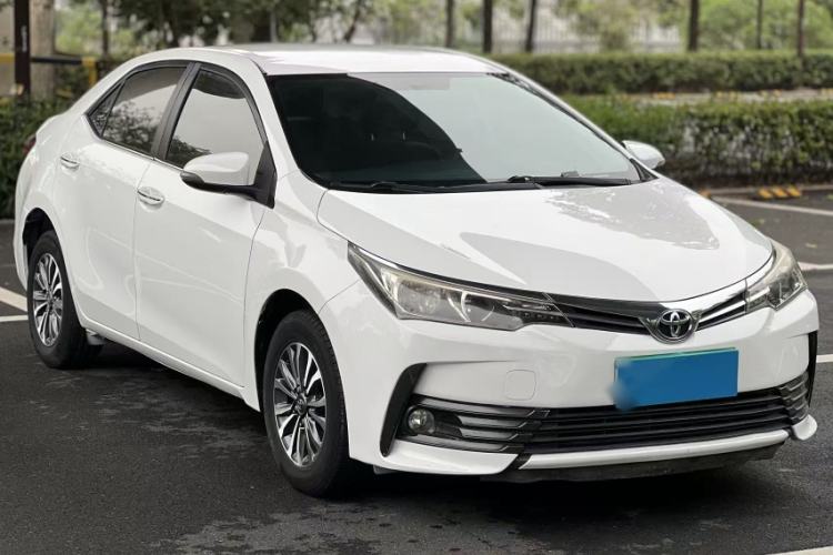 Used Toyota Corolla 2017 Revised Version 1.2T S-CVT GL Exterior 1
