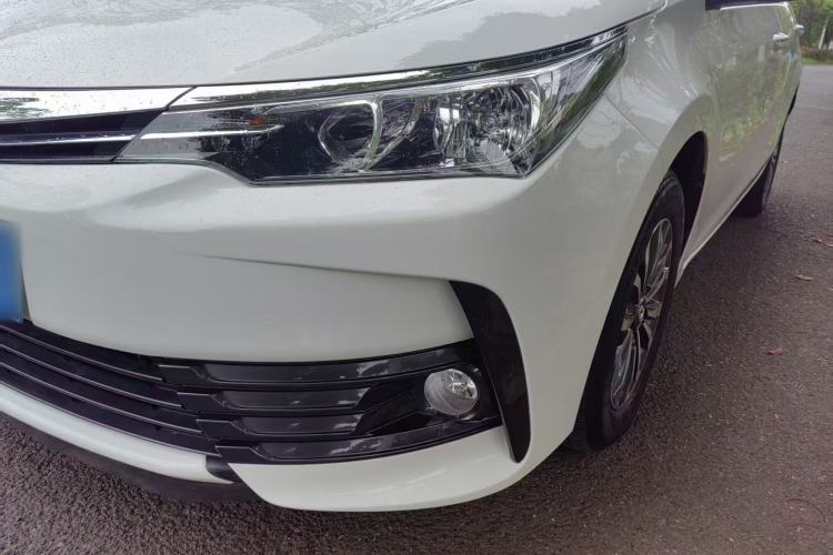 Used Toyota Corolla 2017 Revised Version 1.2T S-CVT GL Exterior 11