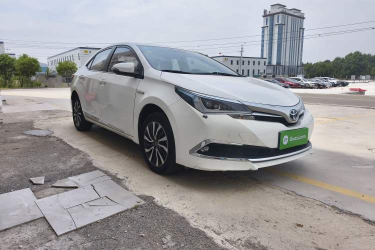 Used Toyota Corolla 2017 Revised Dual-Engine 1.8L E-CVT Elite Edition Exterior 2