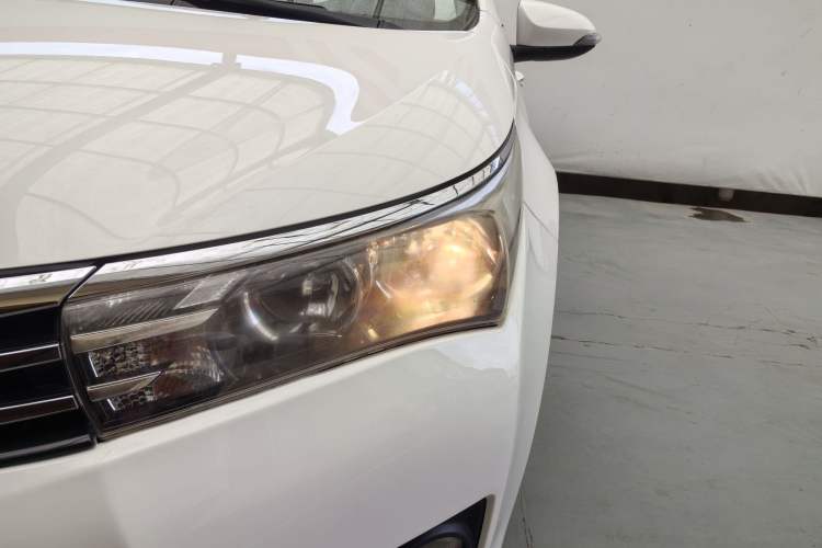 Used Toyota Corolla 2017 1.6L CVT GL Exterior 2