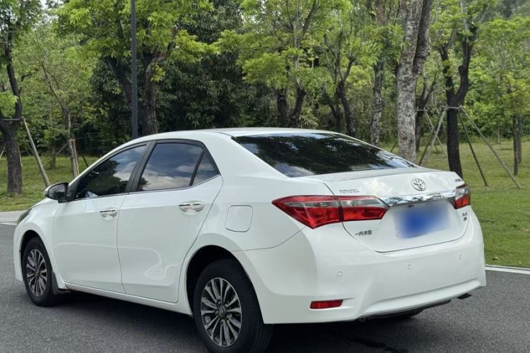 Used Toyota Corolla 2017 Revised Version 1.2T S-CVT GL Exterior 2