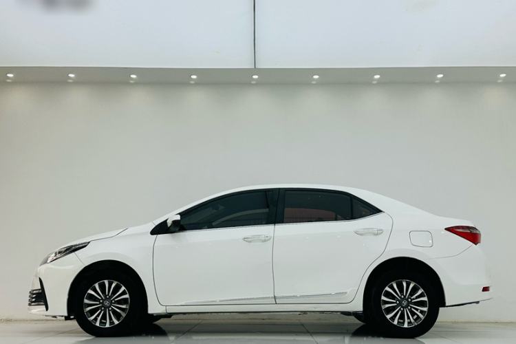 Used Toyota Corolla 2017 Revised Version 1.2T S-CVT GL-i Exterior 2
