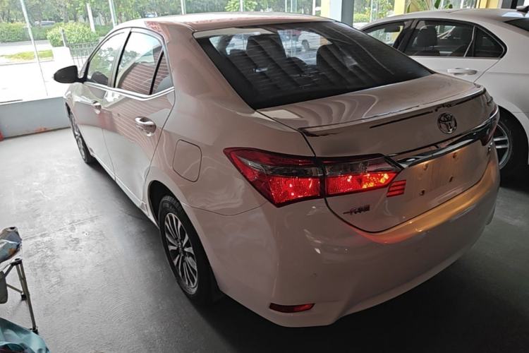 Used Toyota Corolla 2017 Revised Version 1.2T S-CVT GL-i Exterior 2