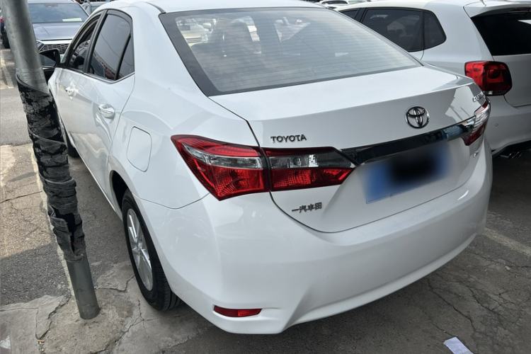 Used Toyota Corolla 2017 Revised Version 1.6L S-CVT GL Exterior 2