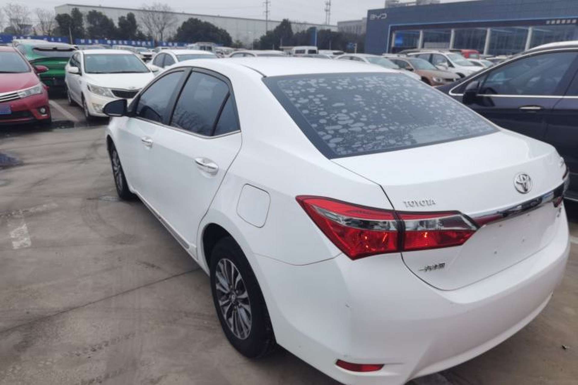Used Toyota Corolla 2017 Revised Version 1.2T S-CVT GL-i Exterior 2