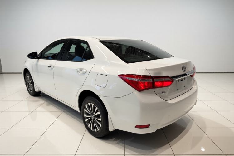 Used Toyota Corolla 2017 Revised Version 1.2T S-CVT GL Exterior 2