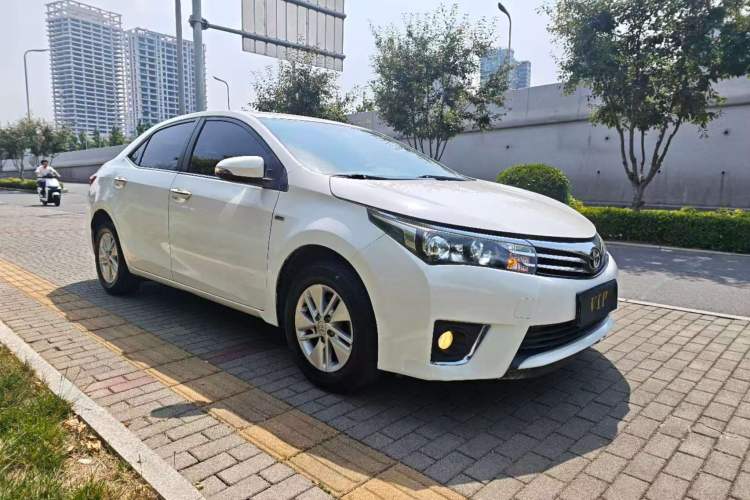 Used Toyota Corolla 2017 1.6L CVT GL Exterior 2
