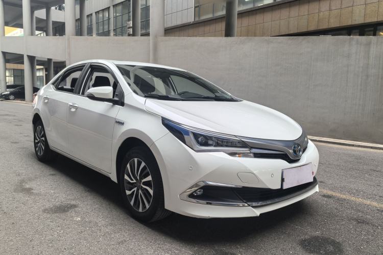 Used Toyota Corolla 2017 Revised Dual-Engine 1.8L E-CVT Leading Edition Exterior 2