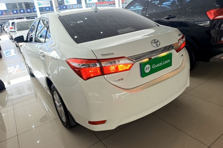 Used Toyota Corolla 2017 1.6L CVT GL Exterior 2
