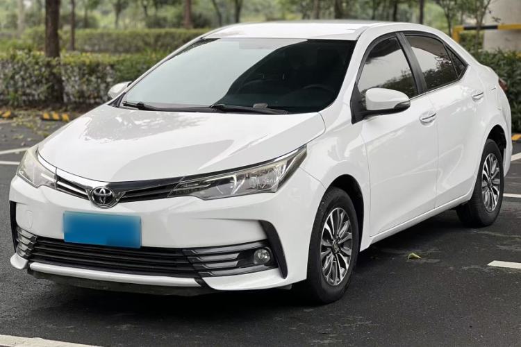 Used Toyota Corolla 2017 Revised Version 1.2T S-CVT GL Exterior 2