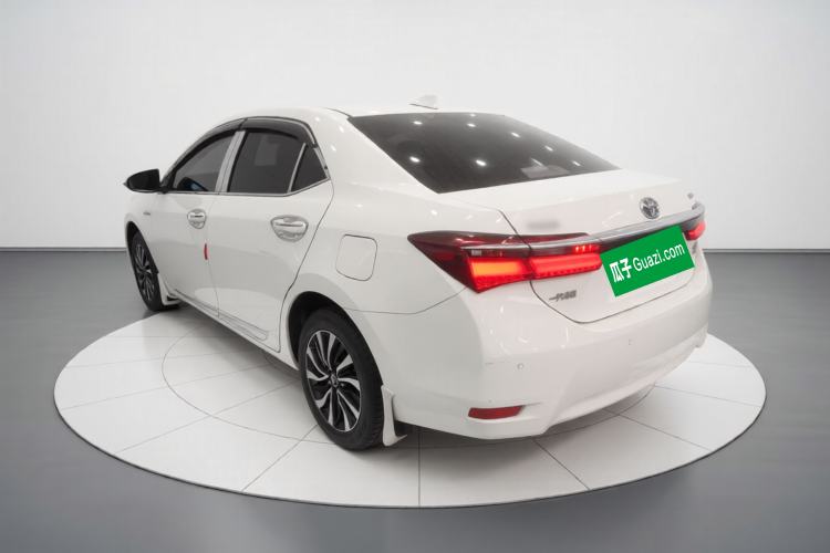 Used Toyota Corolla 2017 Revised Dual-Engine 1.8L E-CVT Elite Edition Exterior 2