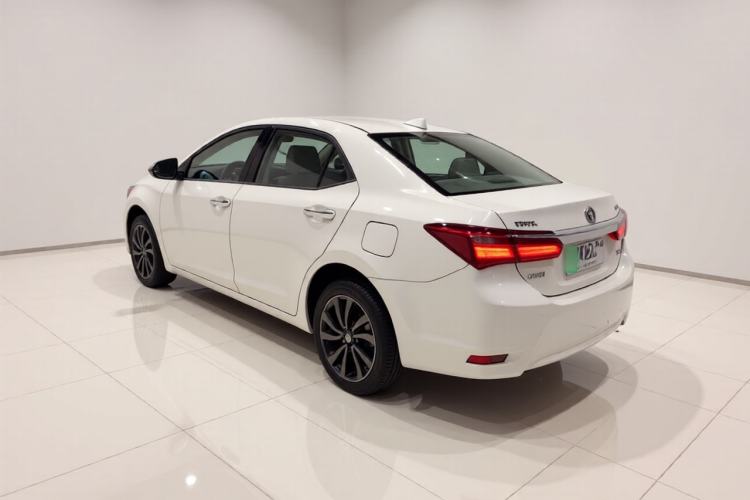 Used Toyota Corolla 2017 Revised Dual-Engine 1.8L E-CVT Leading Edition Exterior 3