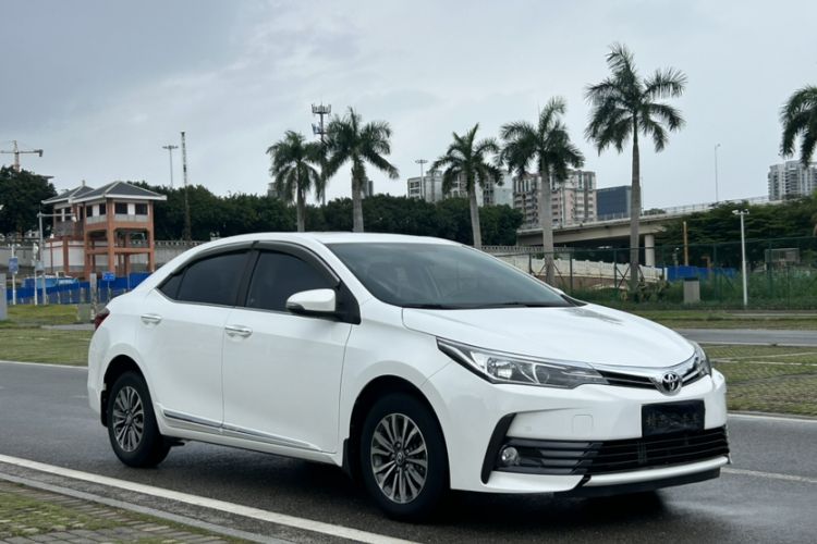 Used Toyota Corolla 2017 Revised Version 1.2T S-CVT GL-i Exterior 3
