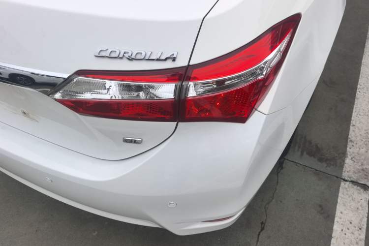 Used Toyota Corolla 2017 1.6L CVT GL Exterior 3