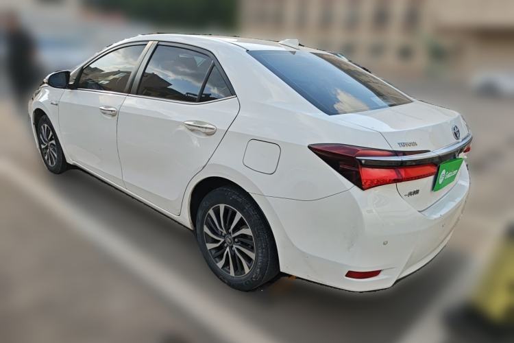 Used Toyota Corolla 2017 Revised Dual-Engine 1.8L E-CVT Leading Edition Exterior 3