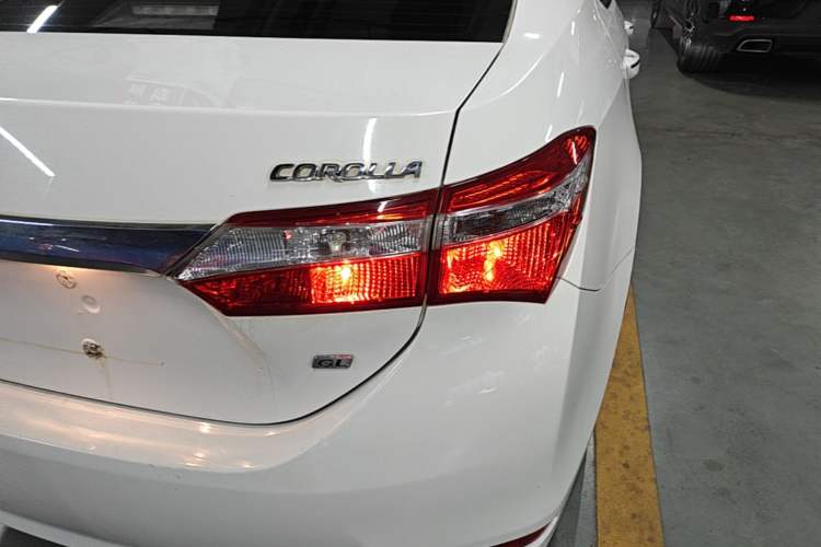 Used Toyota Corolla 2017 1.6L CVT GL Exterior 3