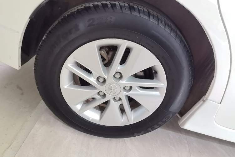 Used Toyota Corolla 2017 1.2T CVT GL Exterior 3