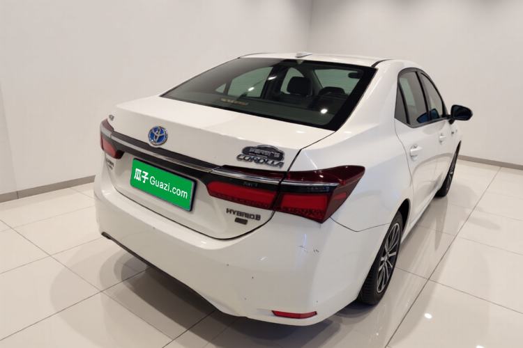 Used Toyota Corolla 2017 Revised Dual-Engine 1.8L E-CVT Leading Edition Exterior 4