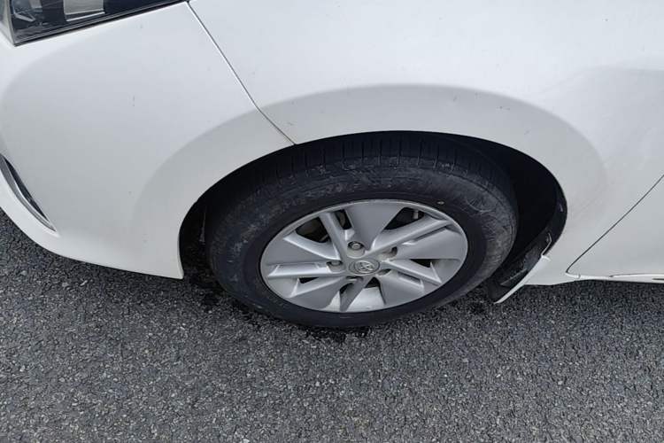 Used Toyota Corolla 2017 1.6L CVT GL Exterior 4