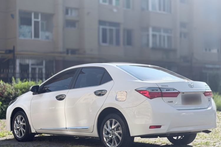 Used Toyota Corolla 2017 Revised Version 1.2T S-CVT GL-i Leather Edition Exterior 4