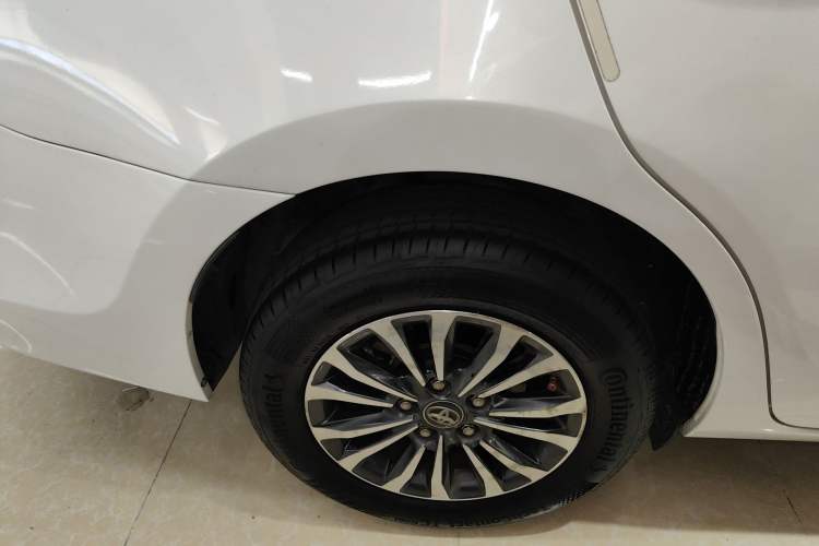 Used Toyota Corolla 2017 Revised Version 1.2T S-CVT GL Exterior 5