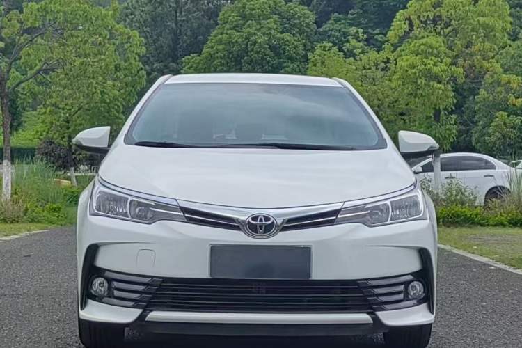 Used Toyota Corolla 2017 Revised Version 1.2T S-CVT GL Exterior 5