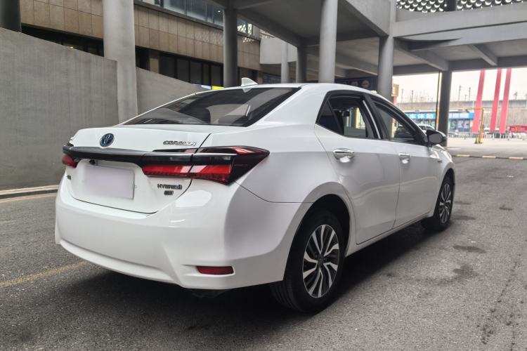 Used Toyota Corolla 2017 Revised Dual-Engine 1.8L E-CVT Leading Edition Exterior 5