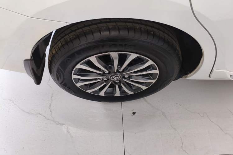 Used Toyota Corolla 2017 Revised Version 1.2T S-CVT GL-i Exterior 5