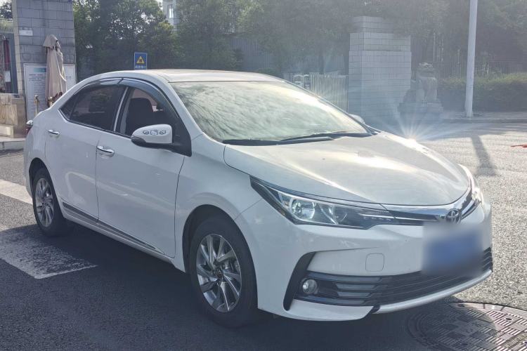 Used Toyota Corolla 2017 Revised Version 1.2T S-CVT GL-i Leather Edition Exterior 5