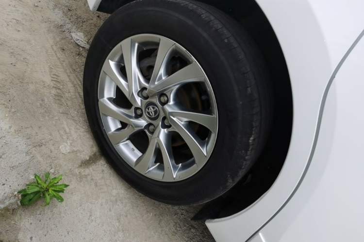 Used Toyota Corolla 2017 Revised Version 1.2T S-CVT GL-i Leather Edition Exterior 5