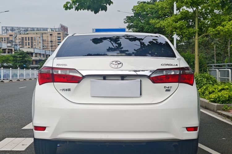 Used Toyota Corolla 2017 Revised Version 1.2T S-CVT GL Exterior 6