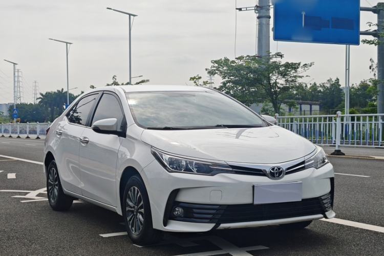 Used Toyota Corolla 2017 Revised Version 1.2T S-CVT GL Exterior 7