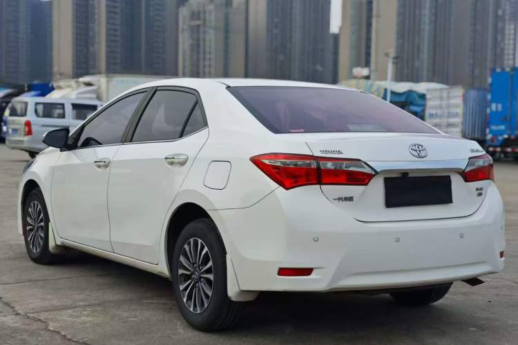 Used Toyota Corolla 2017 Revised Version 1.2T S-CVT GL Exterior 8