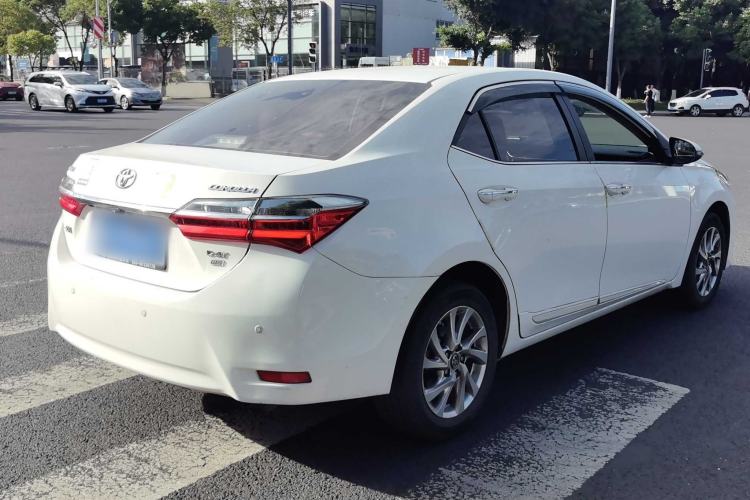 Used Toyota Corolla 2017 Revised Version 1.2T S-CVT GL-i Leather Edition Exterior 8