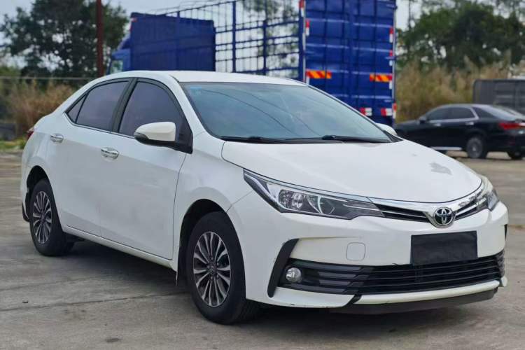 Used Toyota Corolla 2017 Revised Version 1.2T S-CVT GL Exterior 9