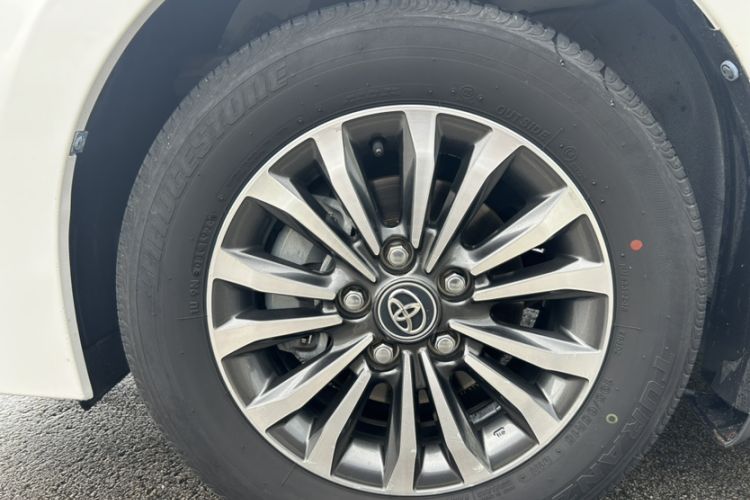 Used Toyota Corolla 2017 Revised Version 1.2T S-CVT GL-i Exterior 9