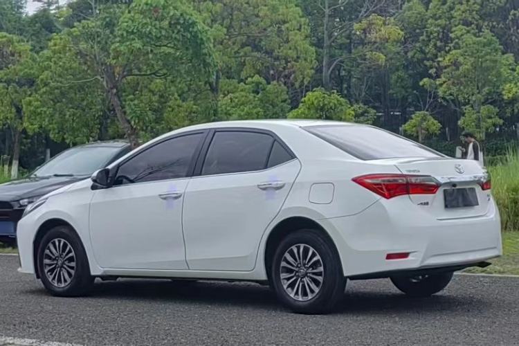 Used Toyota Corolla 2017 Revised Version 1.2T S-CVT GL Exterior 9