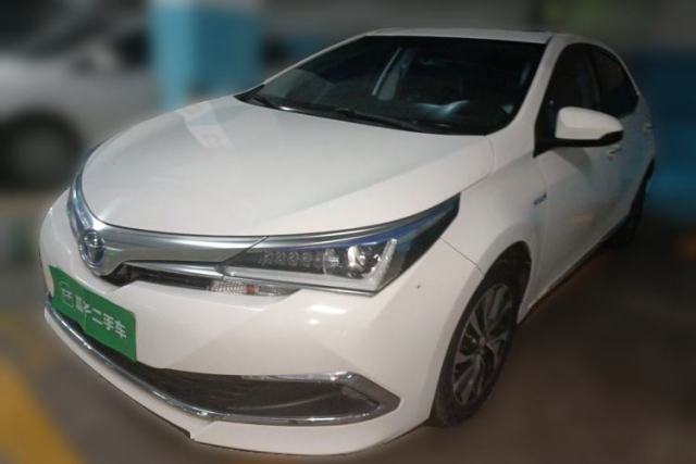 Toyota Corolla 2017 Revised Dual-Engine 1.8L E-CVT Luxury Edition usado
