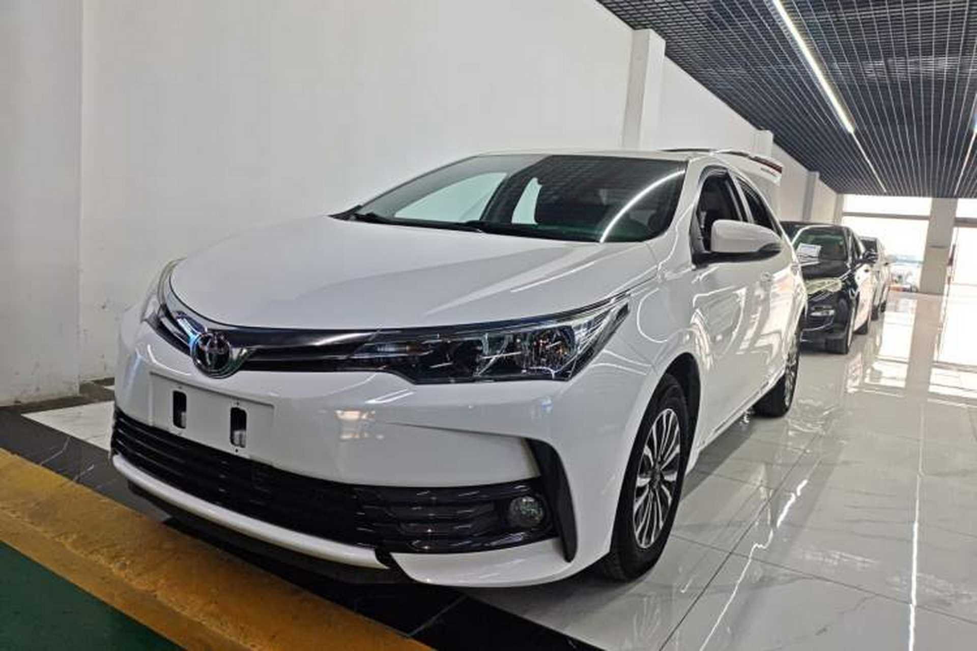 Used Toyota Corolla 2017 Revised Version 1.2T S-CVT GL-i Front Left 45 Deg