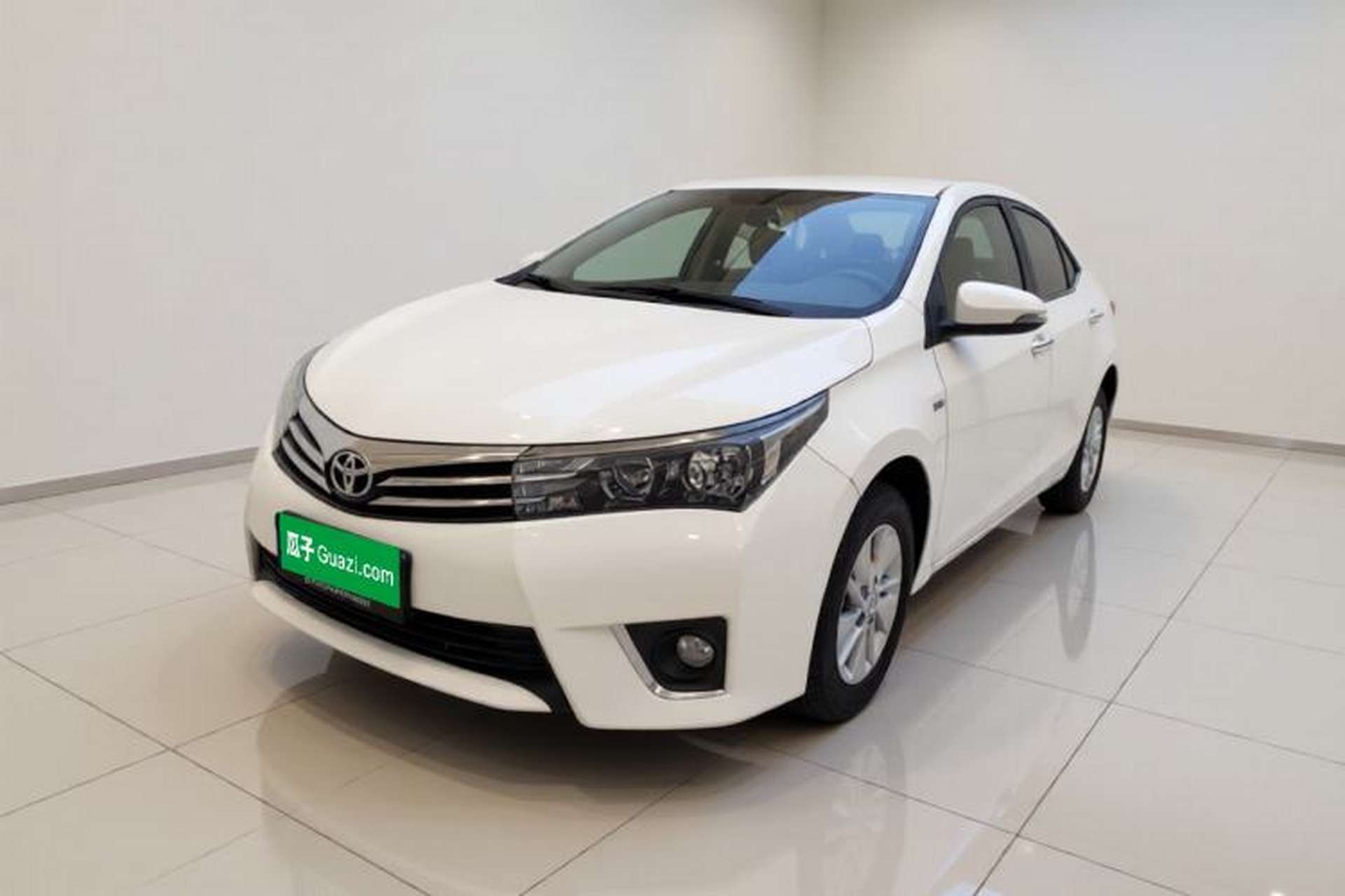 Used Toyota Corolla 2017 Revised Version 1.6L S-CVT GL Front Left 45 Deg