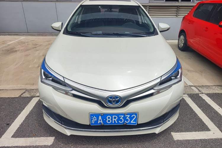 Used Toyota Corolla 2017 Revised Dual-Engine 1.8L E-CVT Luxury Edition Front