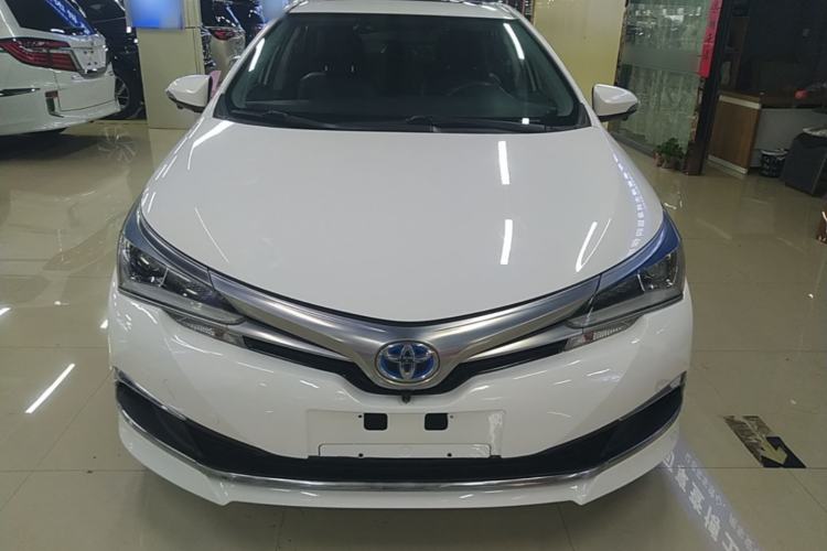 Used Toyota Corolla 2017 Revised Dual-Engine 1.8L E-CVT Leading Edition Front