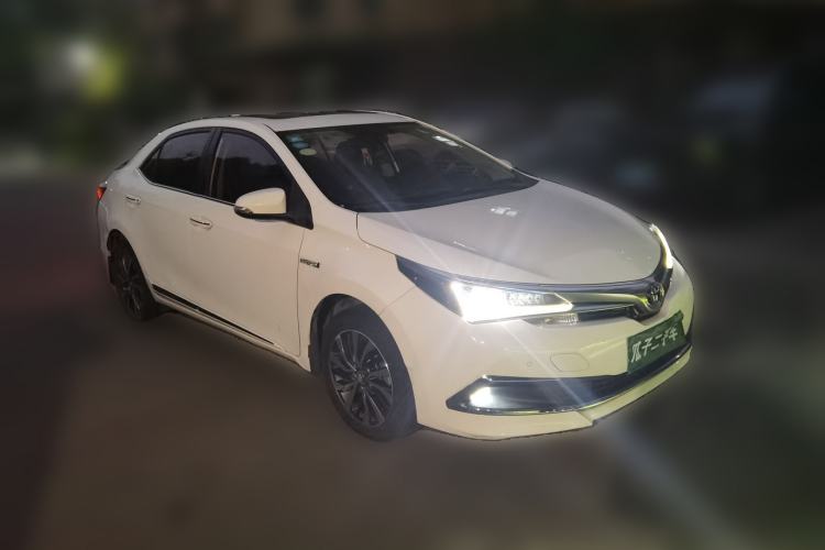 Used Toyota Corolla 2017 Revised Dual-Engine 1.8L E-CVT Elite Edition Front Right 45 Deg