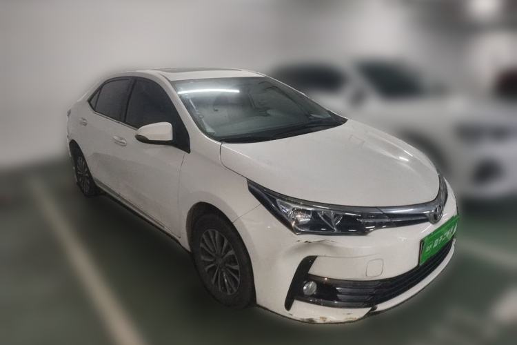 Used Toyota Corolla 2017 Revised Version 1.2T S-CVT GL-i Front Right 45 Deg