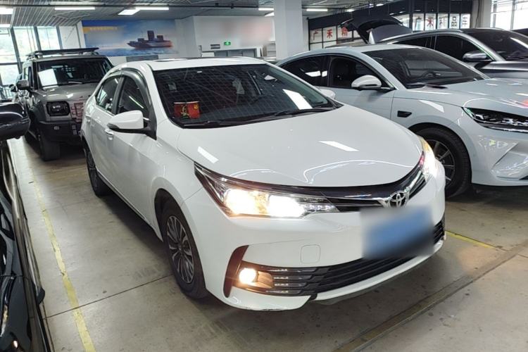 Used Toyota Corolla 2017 Revised Version 1.2T S-CVT GL-i Front Right 45 Deg