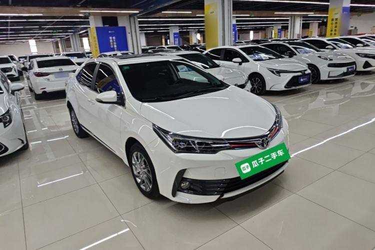 Used Toyota Corolla 2017 Revised Version 1.2T S-CVT GL-i Leather Edition Front Right 45 Deg