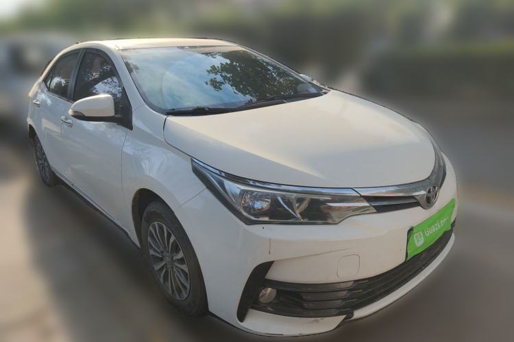 Used Toyota Corolla 2017 Revised Version 1.2T S-CVT GL-i Front Right 45 Deg