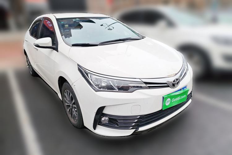 Used Toyota Corolla 2017 Revised Version 1.2T S-CVT GL Front Right 45 Deg
